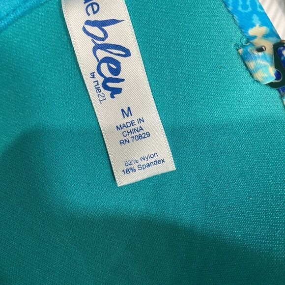 Rue Bleu Bikini Swimwear Top - Picture 5 of 8